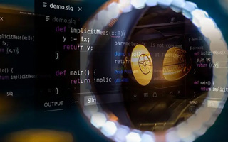 双峰 api php源码,下载的php源码怎么运行呢？